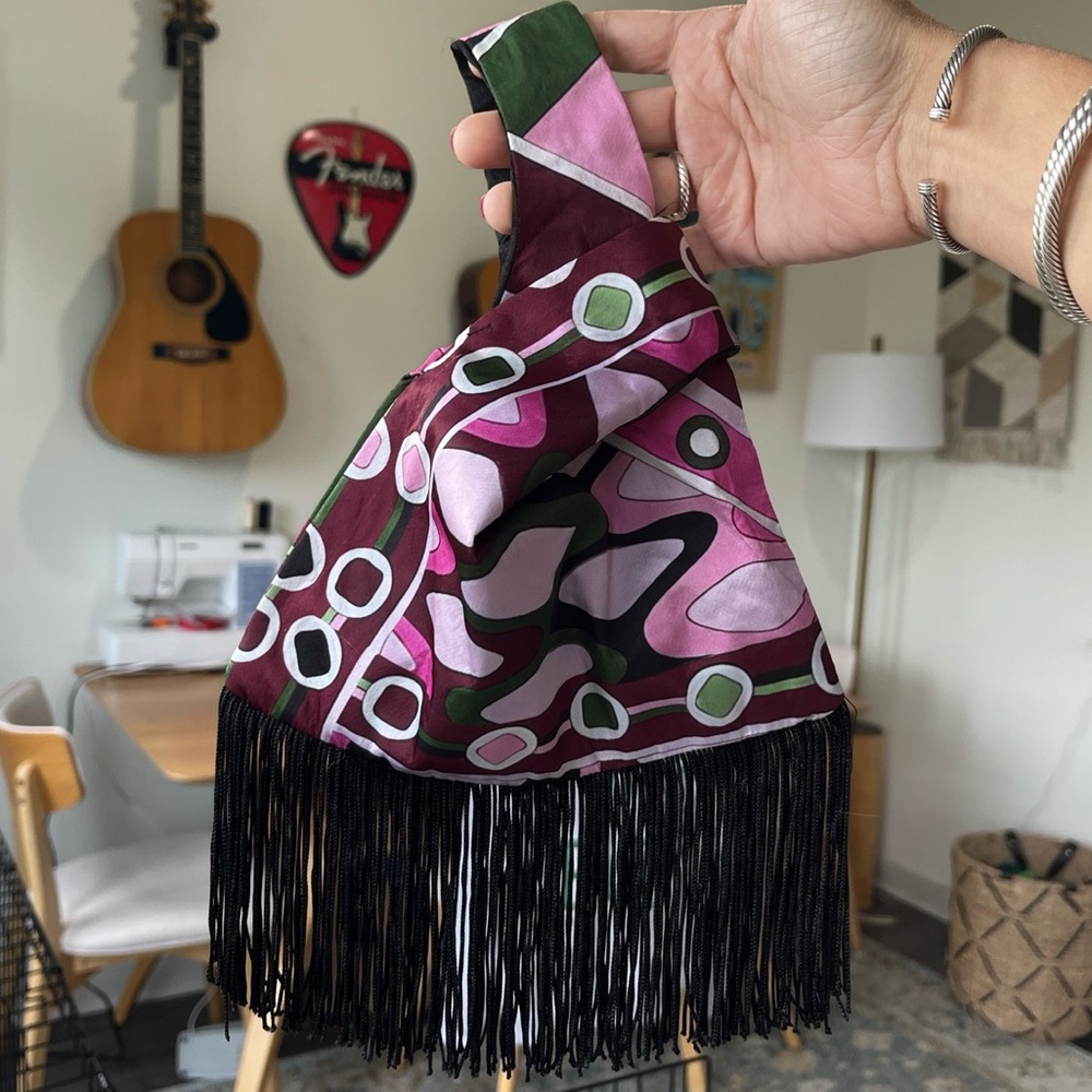 Knot Bag - Picture 2 of 7